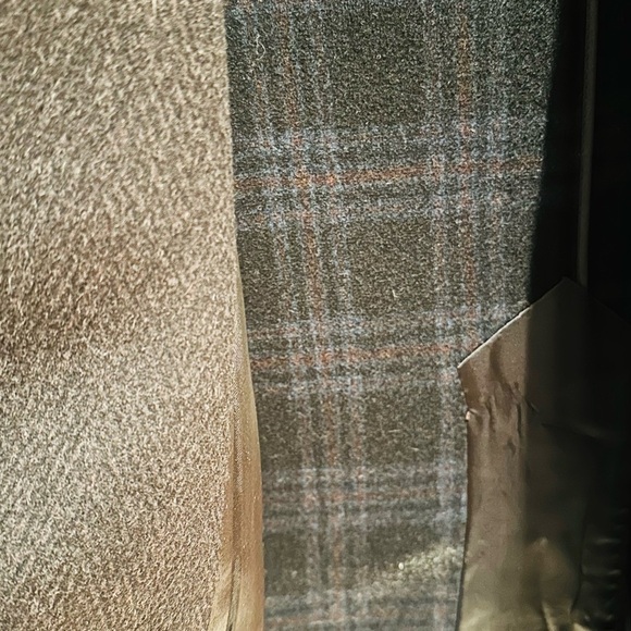 Italian Import Winter Over Coat. - Picture 11 of 16